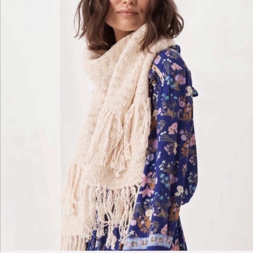 Spell Kimba Scarf